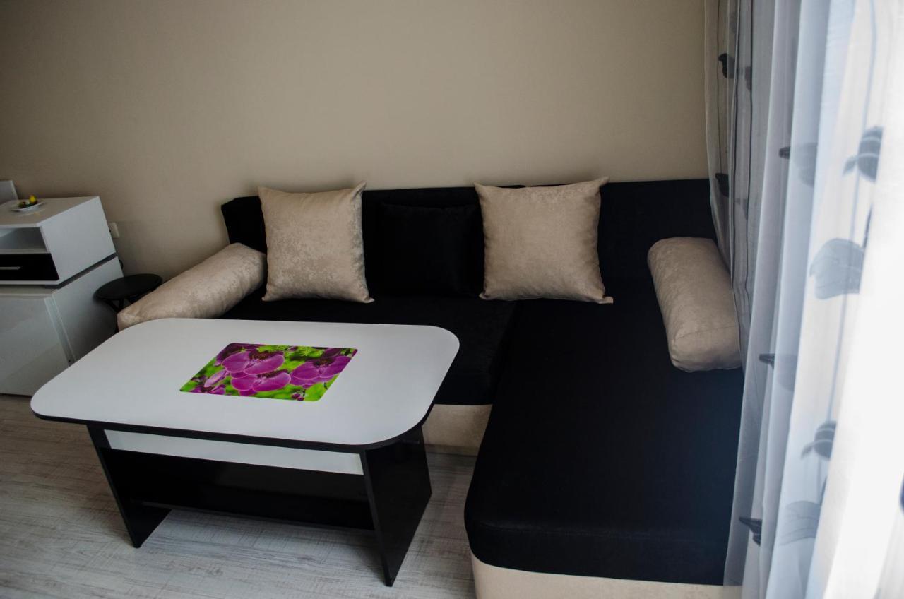 Guesthouse Udevi Σαντάνσκι Εξωτερικό φωτογραφία