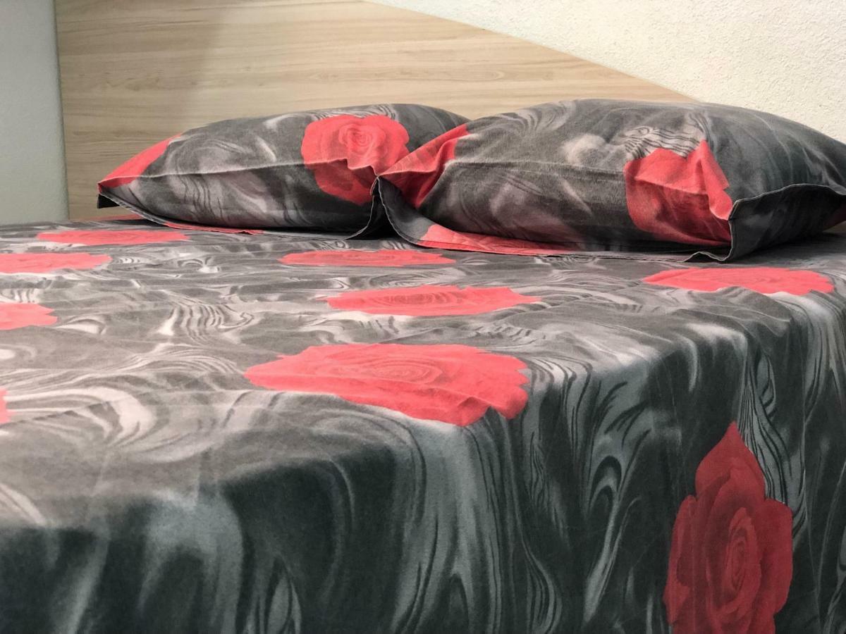 Guesthouse Udevi Σαντάνσκι Εξωτερικό φωτογραφία