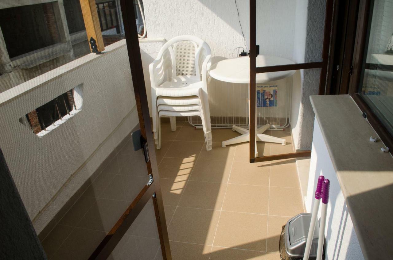 Guesthouse Udevi Σαντάνσκι Εξωτερικό φωτογραφία